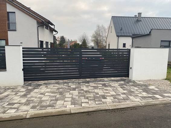 Hliníkové ploty a brány - KM Ploty - Ploty a brány Ostrava