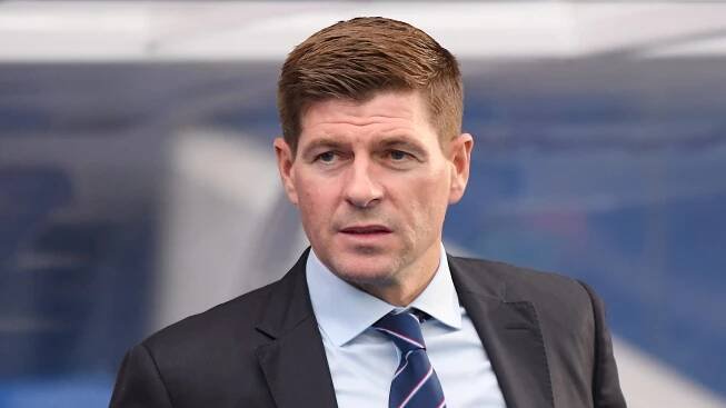 Gerrard dostal ultimátum. Ustojí kritický týden? Vedení Aston Villy už si vyhlédlo hvězdného nástupce