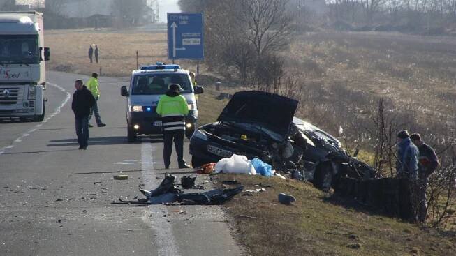 Aktuálně: Smrtelná dopravní nehoda u Postoloprt