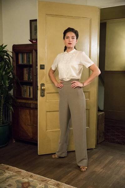 Mob City - Red Light - Promo - Alexa Davalos