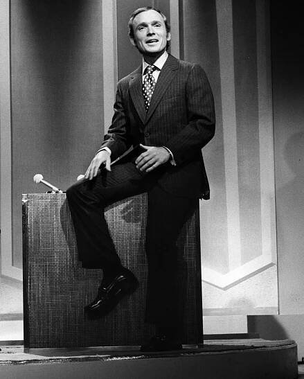 DICK CAVETT