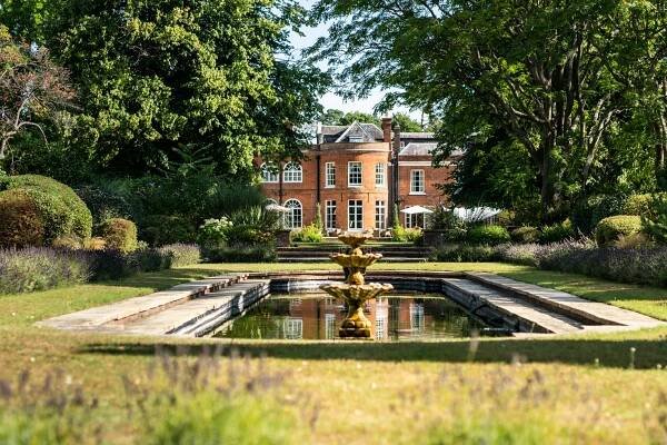 Royal Berkshire - Hart PMS