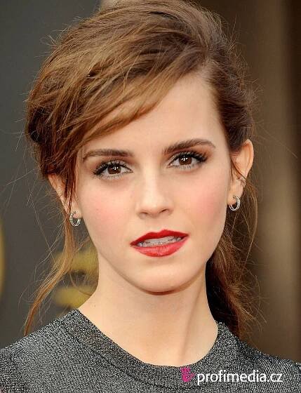 Emma Watson - celebrity účes - HappyHair