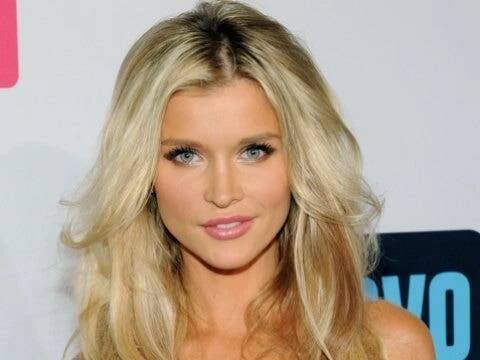 Joanna Krupa Poses Topless: Check Out The Sexy Photo