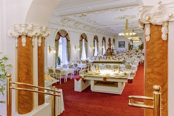 Hotel Hvězda - Mariánské Lázně | Lázně Travel