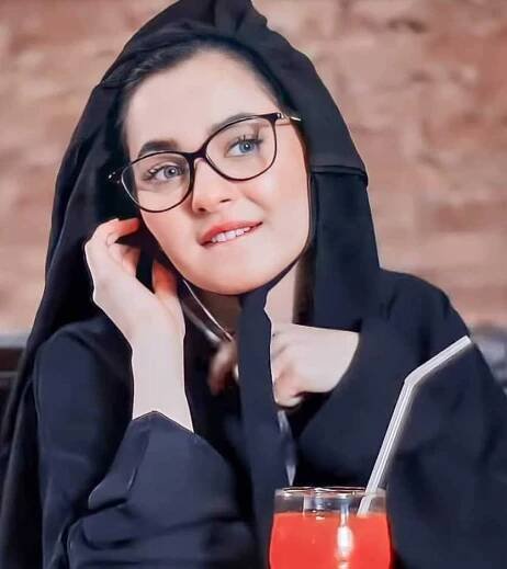 Hania Aamir Hijab Photo