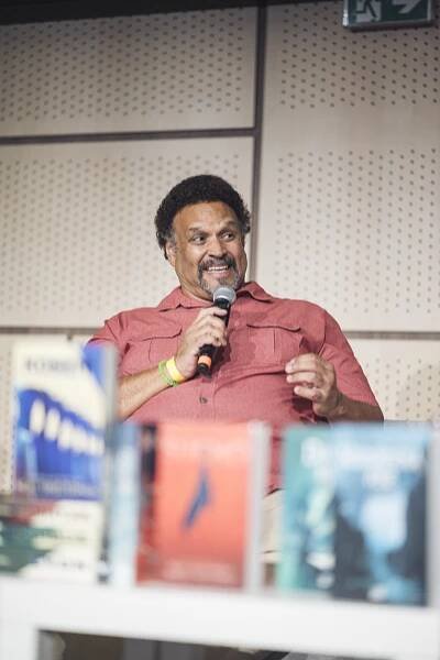 FOTOGALERIE: Neal Shusterman navštívil Prahu i Luxor 22