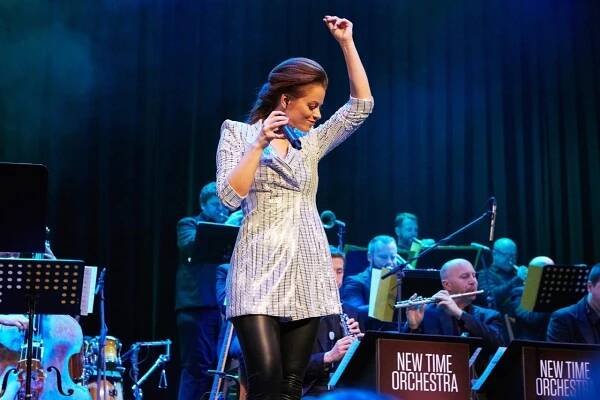 Hana Holišová a big band New Time Orchestra
