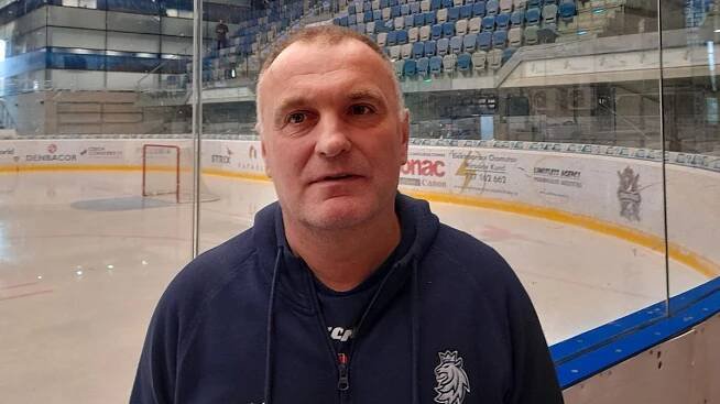 Deset medailí s reprezentací jako hráč, nyní má hokejový trenér Robert Reichel bronz i s dvacítkou - Médium.cz