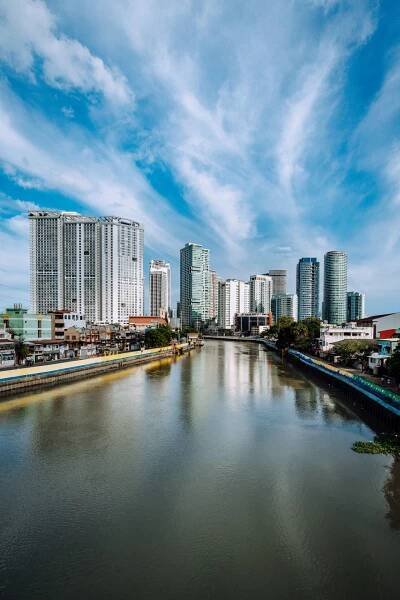 Manila ve zprávách.