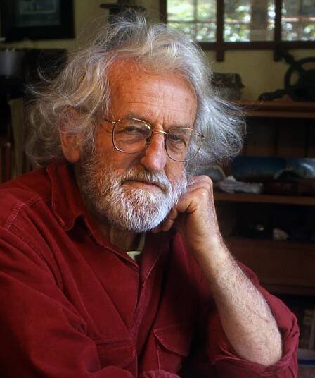 Dick Scott (historian)