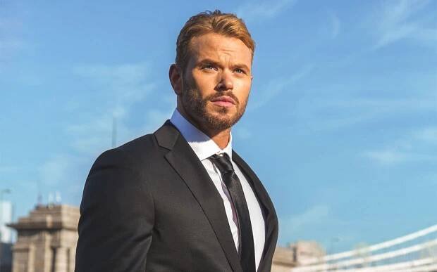 Cutie Kellan Lutz Promotes Champagne in Action-packed Short Film » Sandy Lo