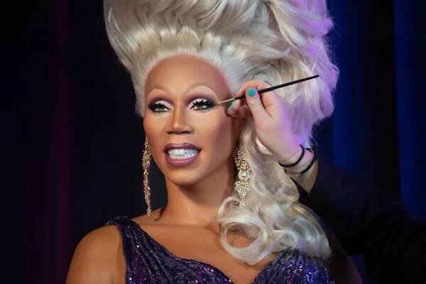 Fenomém Drag Queen! Co to doopravdy je a proč nemá nic společného s psychickou poruchou?