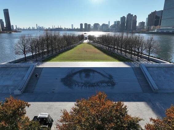 On Roosevelt Island, ‘Eyes on Iran’ Puts Political Protest in Focus