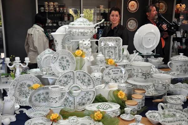 OBRAZEM: Z chátrajícího kina v Dubí je dům porcelánu