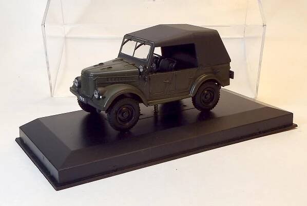 1:43 GAZ 69, bazar - DeAgostini