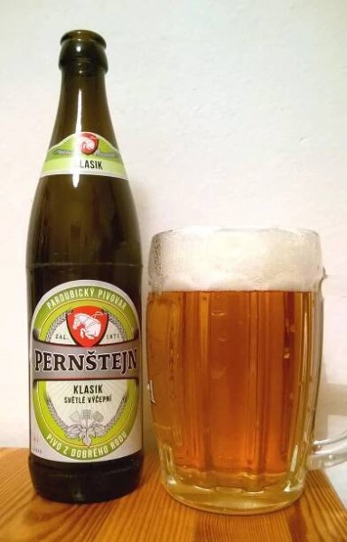 Pernštejn Klasik - světlé výčepní,  Pernstejn 10 lahev a sklenice
