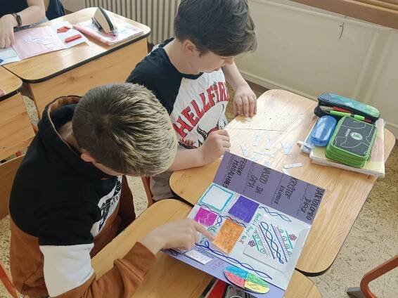 Lapbook v hodinách dějepisu – ZŠ a MŠ Herálec