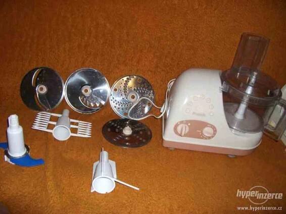 PRODÁM KUCHYŇSKÝ ROBOT ETA PRAKTIK 3024 - bazar - Hyperinzerce.cz