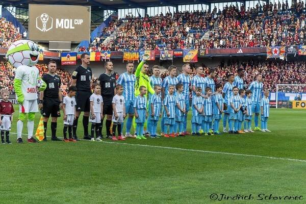 Viktoria Plzeň končí v poháru, na Spartě rozhodl gól Zeleného