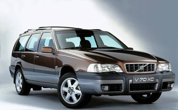 Volva V70 vzniklo v letech 1996-2000 téměř 320 tisíc kusů. To V70 XC (na snímku) bylo vzácnější, vytvořil se "jen" necelých 54 tisíc kusů