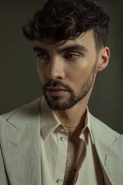 Adam Pavlovčin: Trvalo mi několik let, než jsem si začal svého hlasu vážit – DailyStyle.cz
