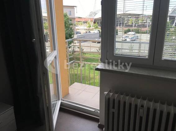 Pronájem bytu 2+1 65 m², Haškova, Hradec Králové, Královéhradecký kraj