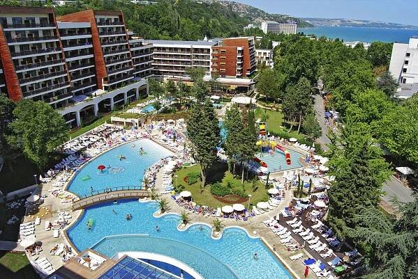 Hotel Flamingo Grand Hotel & Spa, Albena, Albena,okolí Bulharsko – dovolena a last minute zájezdy levně na AIRSTOP.CZ