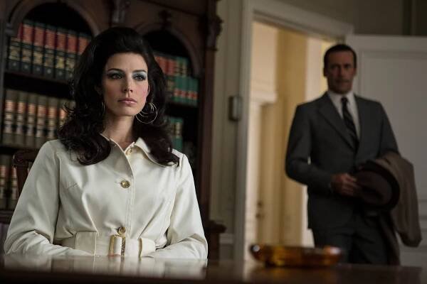 Šílenci z Manhattanu - Nová záležitost - Z filmu - Jessica Paré