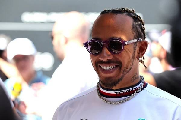 Lewis-Hamilton-Mercedes-AMG-Petronas-F1