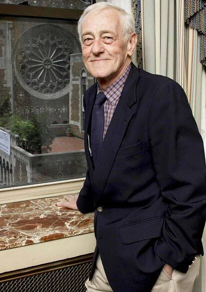 John Mahoney, Beloved Patriarch of TV's Frasier, Dies at 77