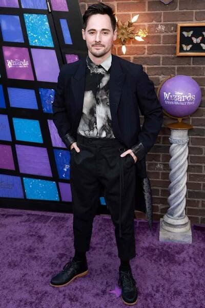 Jake Thomas attends the World Premiere of Disney's 