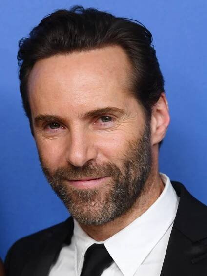 Alessandro Nivola - Actor
