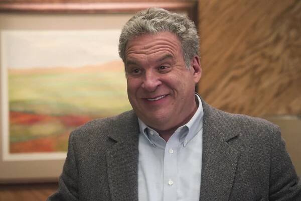 Goldbergovi - Cocoon - Z filmu - Jeff Garlin