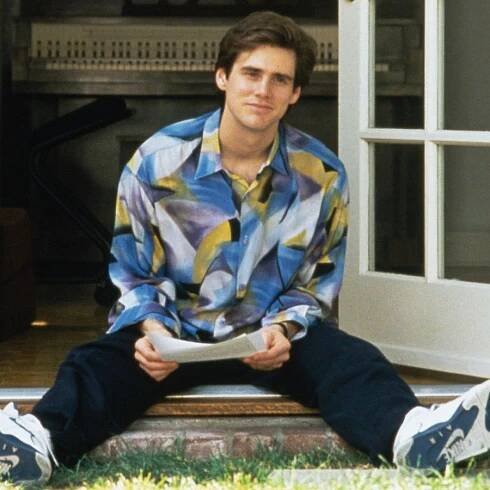 Jim Carrey's 90s living room channels classic country style – and experts say the nostalgic look is trending...