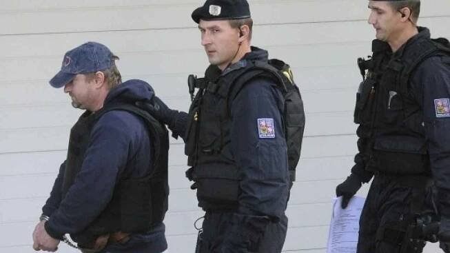 Policie stíhá v kauze metanol 45 lidí, jednatel Likérky Drak je na svobodě
