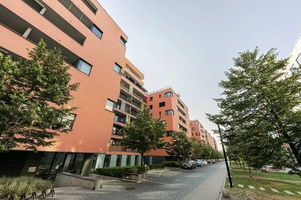 V Přístavu, Holešovice - Praha 7 | Pronájem, Byt 2+kk, 81 m²
