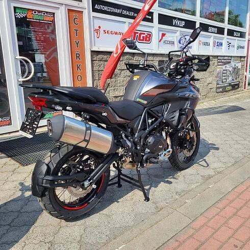 Benelli TRK 502 X ABS, ZÁRUKA 4 ROKY, AKCE KUFRY