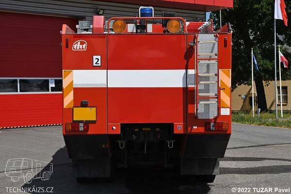 VHJ letiště Pardubice – KHA – MB Actros 3355 - TECHNIKAIZS.cz