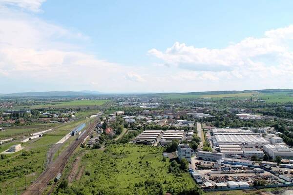 Soubor:Brno, Štýřice, Pražákova, výhled z AZ Toweru (2013-05-22; 08).jpg