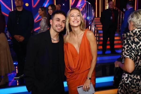 FOTO: Natálie Kotková s Petrem Lexou. – stránka 21