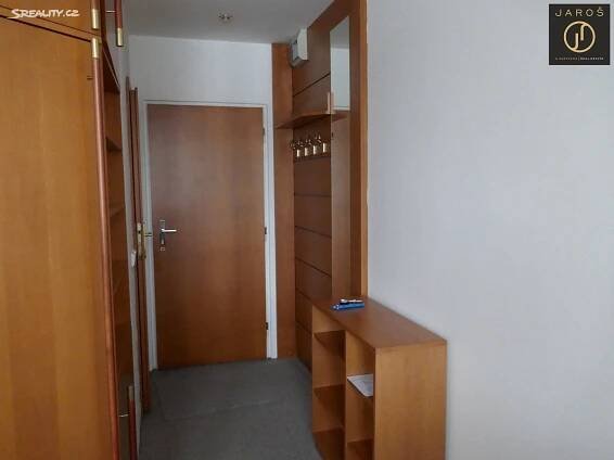 Pronájem Byt 1+kk, Fibichova, Karlovy Vary - Stará Role