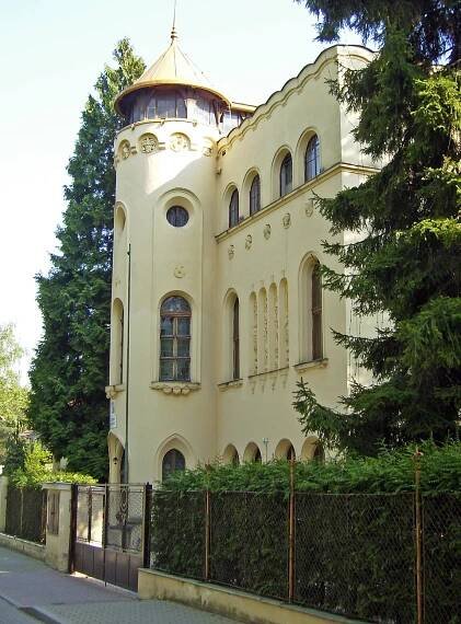 Soubor:Detsky domov Klanovice.jpg – Wikipedie