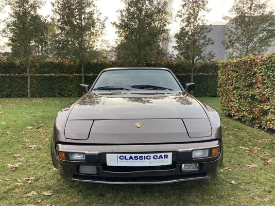 Porsche 944 Targa - Classic Car Stories Antwerpen