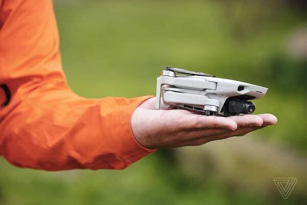 DJI Mini 2 review: the best drone under $500 | The Verge