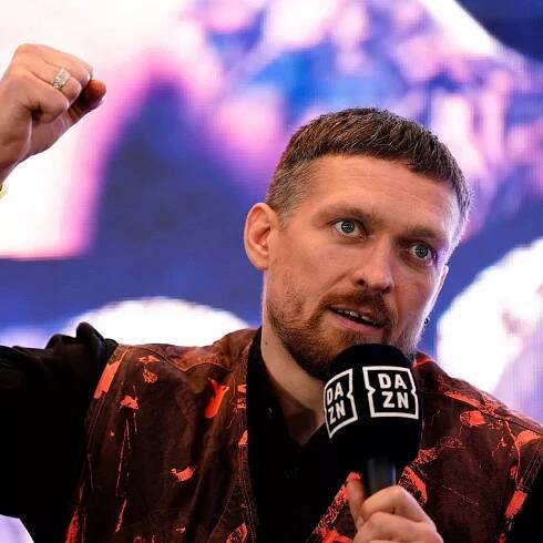 Oleksandr Usyk knows who will succeed him as heavyweight champion