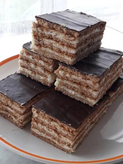 Tchyně mi konečně dala recept na krémový dezert se skořicí a medem, po prvním soustu si ho zamilujete!