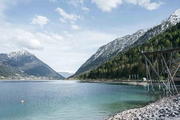 BESINNUNGS-DIEN-MUT-WEG • Rundwanderung am Achensee - Tirol  ©Marika Unterladstätter