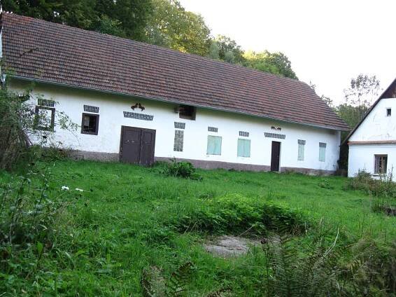 Stavení v osadě