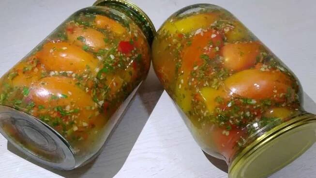 Tieto PARADAJKY sú tak chutné, že recept pýtala aj moja svokra: Aj 20 pohárov je málo!